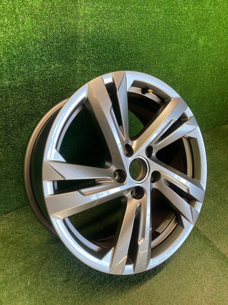 1x Alufelge 17 Zoll 5x112 2GA601025AM VW T-Roc Rim Wheel FEL2682659963ez