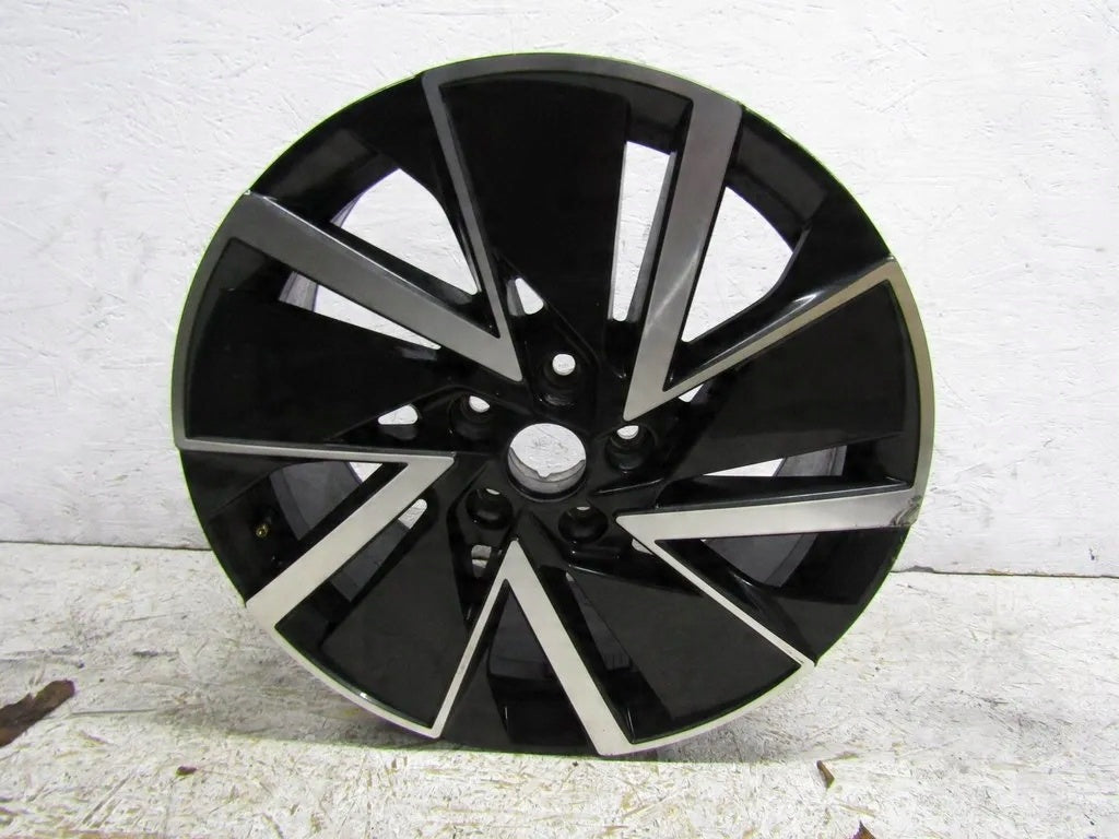 1x Alufelge 18 Zoll 7.5" 5x112 48ET Glanz Schwarz 5E3601025AD Mg Octavia 5e3 Iv