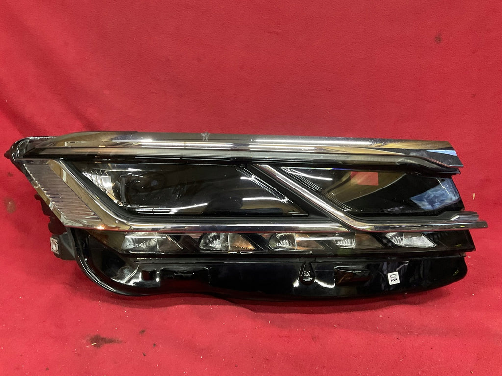 Frontscheinwerfer VW Touareg 761941082 LED Rechts Scheinwerfer Headlight