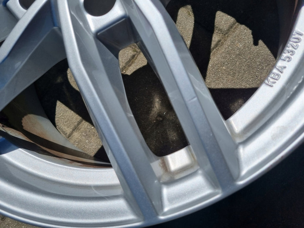 4x Alufelge 17 Zoll 5x112 38ET Silber KBA53207 Audi W211 I Rim Wheel FEL5271508107uj