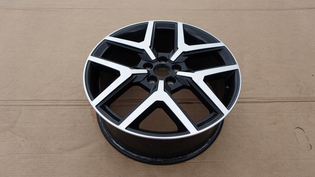 1x Alufelge 18 Zoll 7.0" 5x112 47ET Glanz Schwarz 6F9601025B Mg Arona Rim Wheel FEL5792864049yn