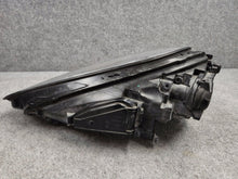 Laden Sie das Bild in den Galerie-Viewer, Frontscheinwerfer Porsche Cayenne 7P5941032 Xenon Rechts Scheinwerfer Headlight SCH2727492955zy