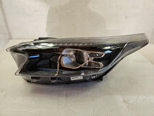 Laden Sie das Bild in den Galerie-Viewer, Frontscheinwerfer Kia Xceed 92101J7300 LED Links Scheinwerfer Headlight