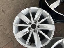 Load image into Gallery viewer, 1x Alufelge 15 Zoll 6.0&quot; 5x100 6C0601025 VW Polo Rim Wheel