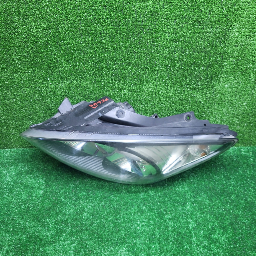 Frontscheinwerfer Hyundai I30 XYL 3032 2007-12 92101-2L520 Links Headlight SCH6802434024xg