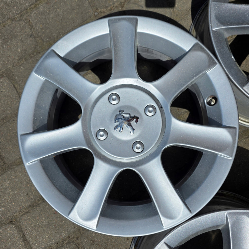 4x Alufelge 15 Zoll 6.0" 4x108 27ET Glanz Silber 9649523180 Peugeot 1007 FEL6935525969nj