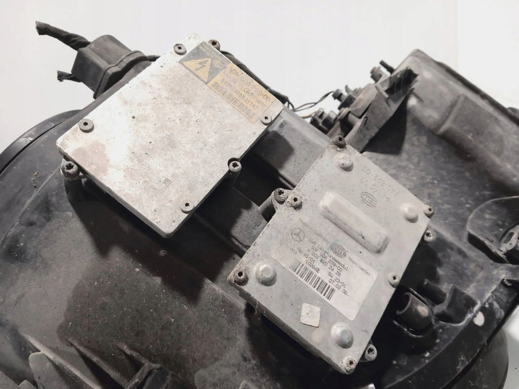 Frontscheinwerfer Mercedes-Benz W211 15435901 Links Scheinwerfer Headlight SCH3441164808bj