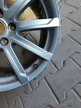 Load image into Gallery viewer, 1x Alufelge 18 Zoll 9.0&quot; 5x112 8J0601025 Audi Tt Rim Wheel