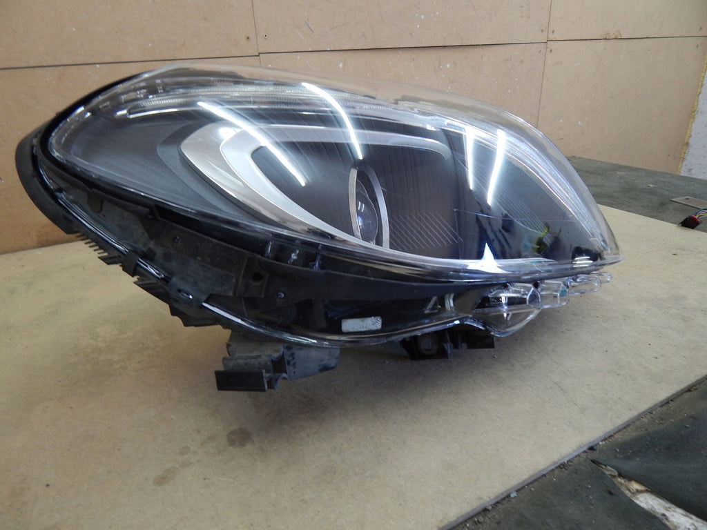 Frontscheinwerfer Mercedes-Benz W246 A2468207261 Bi-Xenon Rechts Headlight SCH5404772195oj