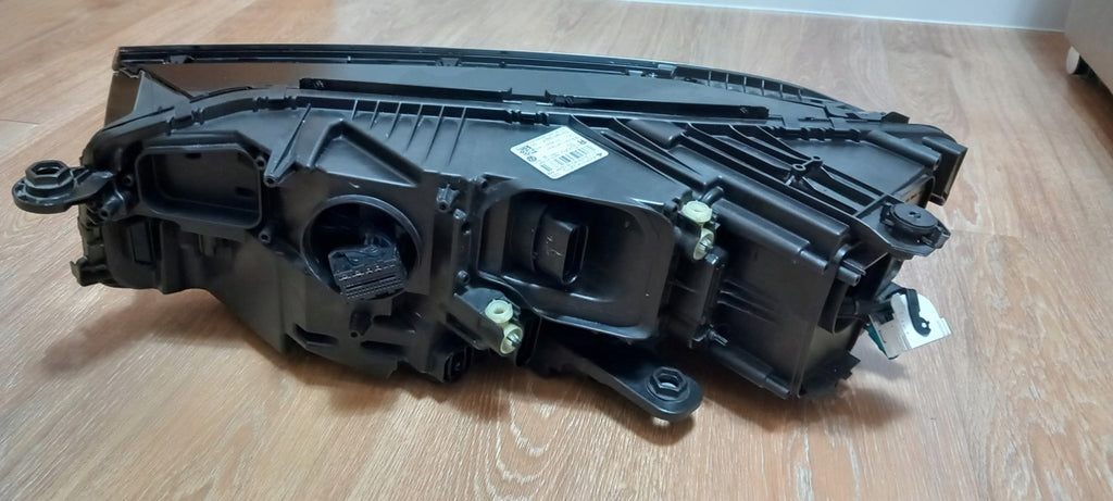 Frontscheinwerfer VW Touareg 761941082F LED Rechts Scheinwerfer Headlight SCH4492649812gg