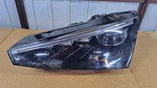 Laden Sie das Bild in den Galerie-Viewer, Frontscheinwerfer Skoda Scala 657941015A 992941571 LED Links Headlight SCH9159328121tg