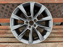 Laden Sie das Bild in den Galerie-Viewer, 1x Alufelge 17 Zoll 7.0" 5x100 46ET Glanz Graphit 5JJ601025J Mg Fabia Rapid FEL2382911909ar