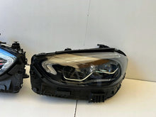 Laden Sie das Bild in den Galerie-Viewer, Frontscheinwerfer Mercedes-Benz 2069067203 2069067103 Ein Satz Headlight SCH4362995380km