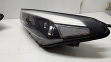 Load image into Gallery viewer, Frontscheinwerfer Hyundai Tucson 92102-D7200 FULL LED Rechts oder Links