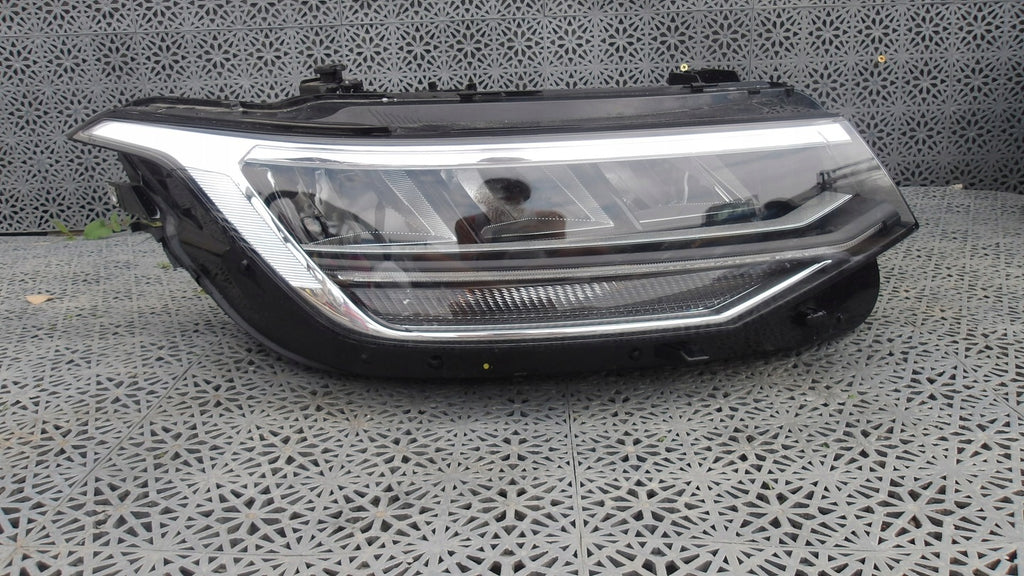 Frontscheinwerfer VW Tiguan 5NB941036G Rechts Scheinwerfer Headlight SCH7732518586cs