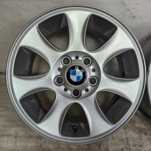 Laden Sie das Bild in den Galerie-Viewer, 4x Alufelge 16 Zoll 7.0" 5x120 44ET 6769402 BMW E46 F22 F21 E81 F23 F30 F31 E82 FEL6791880556jw