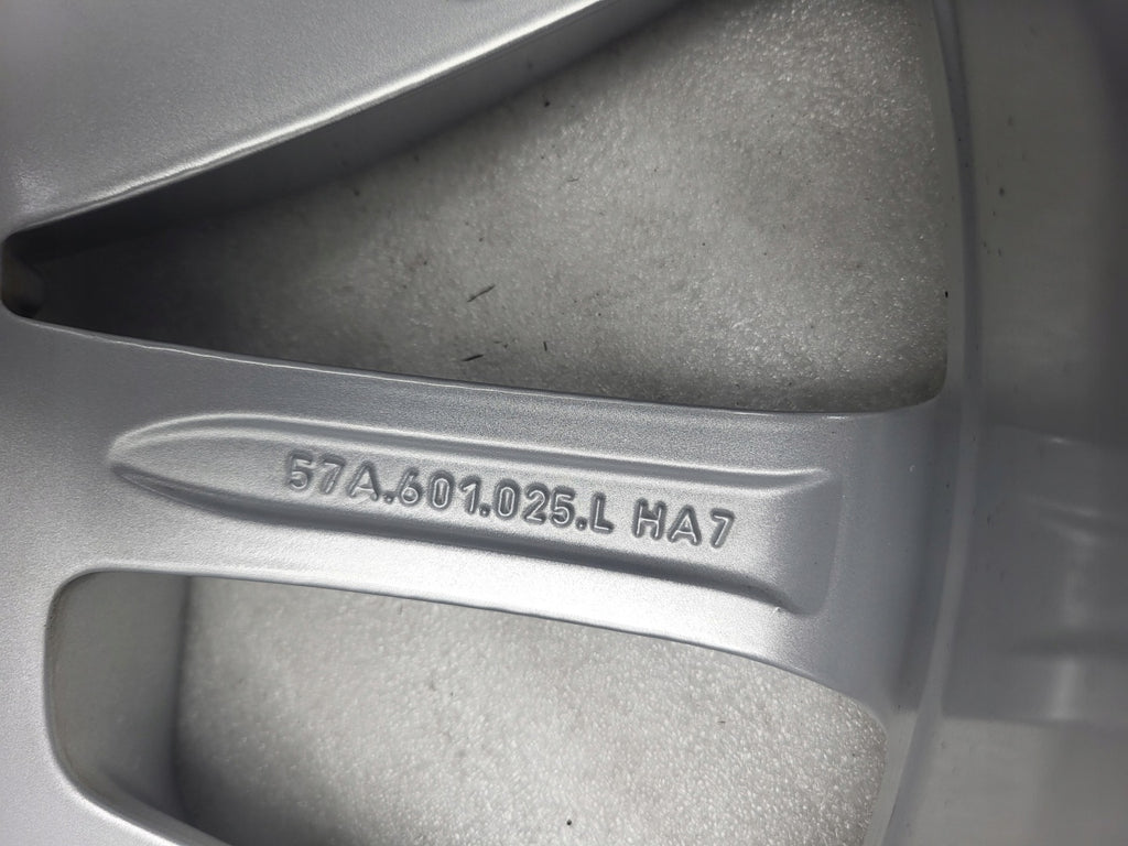 1x Alufelge 18 Zoll 7.0" 5x112 45ET Glanz Silber 57A601025L Skoda Karoq FEL2727255402iz