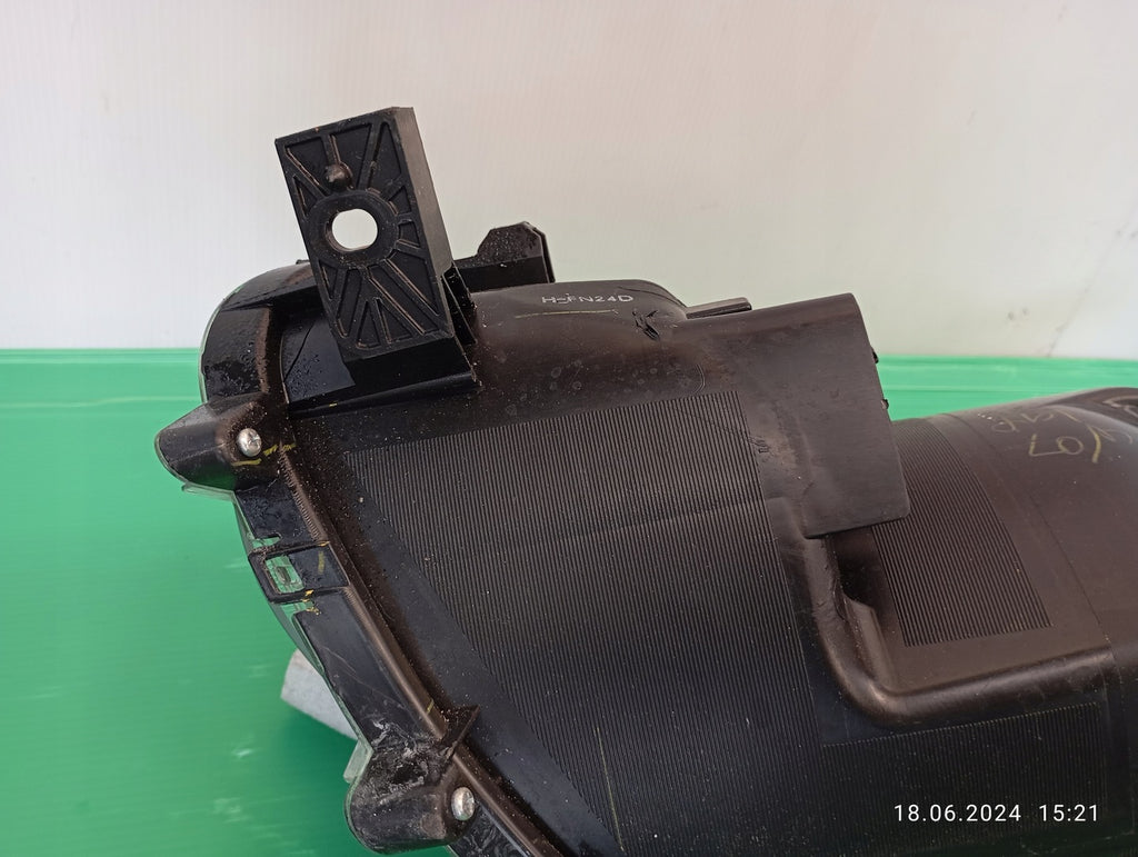 Frontscheinwerfer Mitsubishi Space Star Rechts Scheinwerfer Headlight