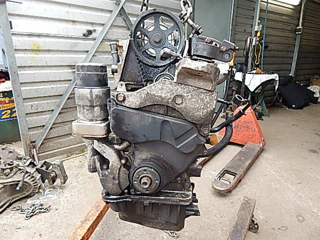 Motor Hyundai Kia Sonata V Nf I D4EA 2.0 CRDI 2005 Diesel Engine Unkomplett