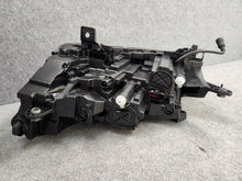 Laden Sie das Bild in den Galerie-Viewer, Frontscheinwerfer Skoda Enyaq IV 5LB941018 Rechts Scheinwerfer Headlight SCH1162426621um