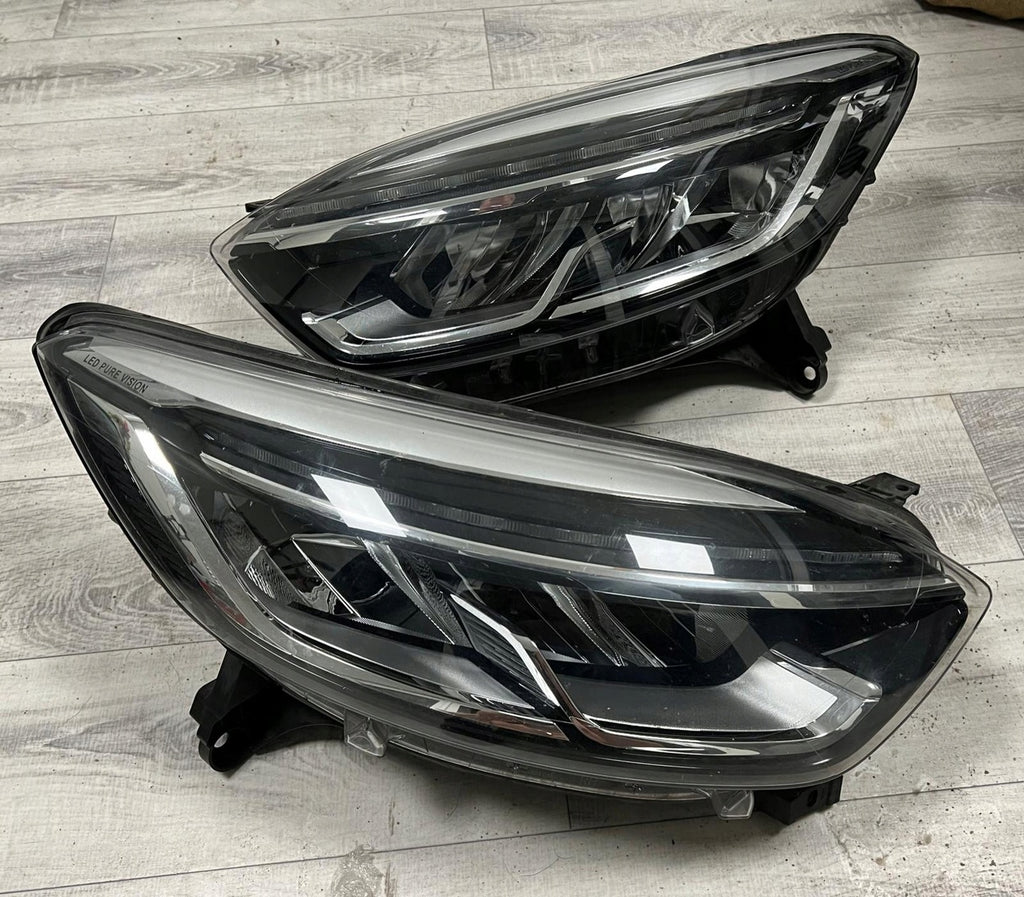 Frontscheinwerfer Renault Captur 260606152R 260107244R LED Rechts oder Links