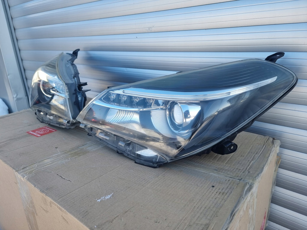 Frontscheinwerfer Toyota Yaris LED Ein Stück (Rechts oder Links) Headlight SCH3496367147de