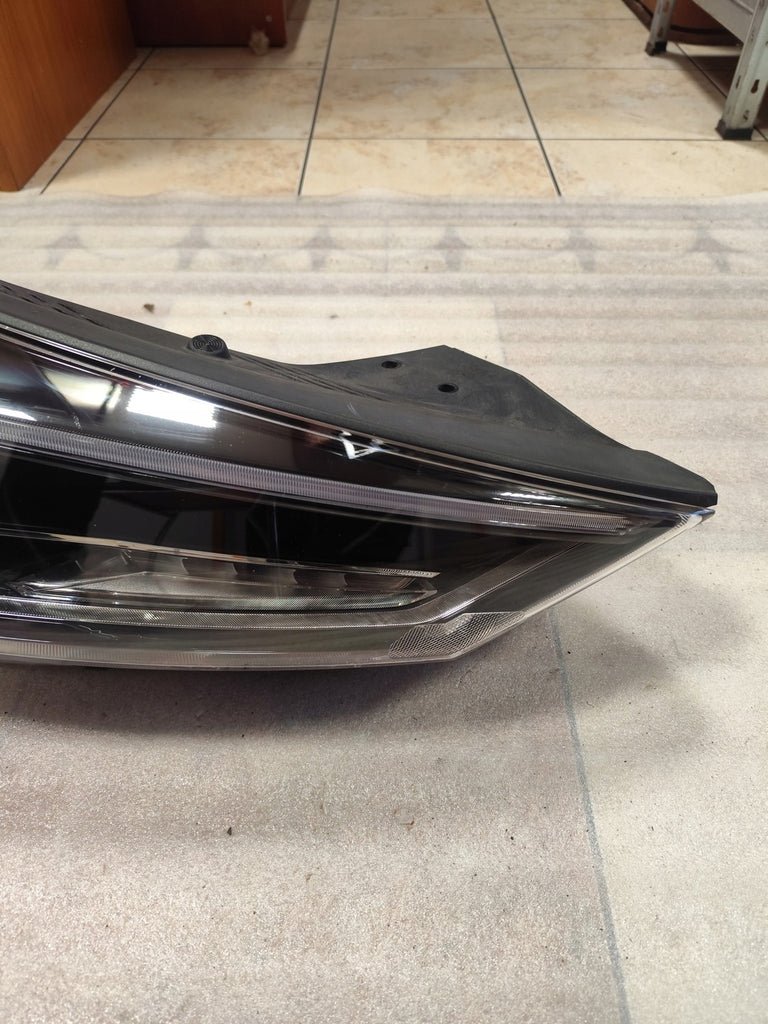 Frontscheinwerfer Hyundai Tucson 92101D7700 Rechts Scheinwerfer Headlight SCH9726034568us