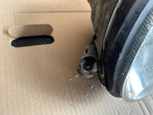 Laden Sie das Bild in den Galerie-Viewer, Frontscheinwerfer Mercedes-Benz W203 189WE4F169WE1D 1307329088 Xenon Links SCH1181097465fa
