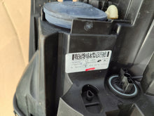 Laden Sie das Bild in den Galerie-Viewer, Frontscheinwerfer Renault Express 00215078-3 Rechts Scheinwerfer Headlight SCH8156569399dj
