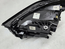 Laden Sie das Bild in den Galerie-Viewer, Frontscheinwerfer BMW 5 5A798D8 Full LED Rechts Scheinwerfer Headlight SCH6398737382yj