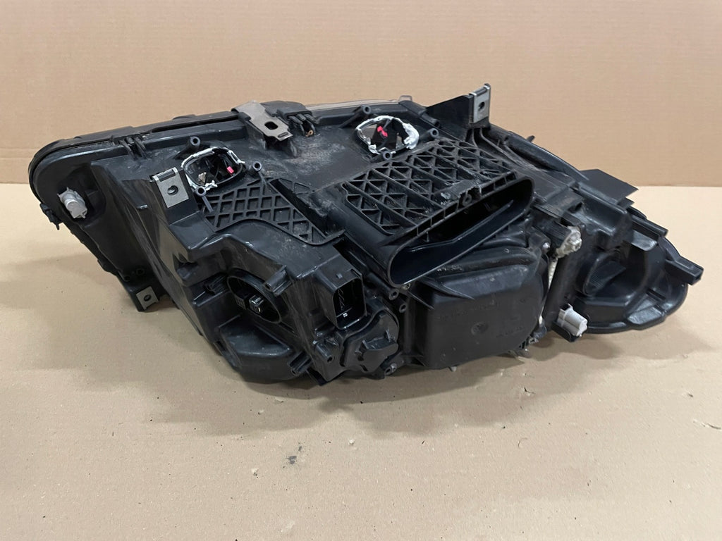 Frontscheinwerfer BMW 5 F11 F10 7343911-08 1EL011087-51 Xenon Links Headlight SCH1906631432lh