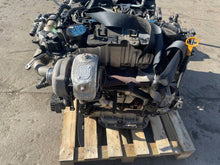 Laden Sie das Bild in den Galerie-Viewer, Motor Hyundai Kia Santa I Fe D4HB 2.2 CRDI Diesel Engine Unkomplett MOT4255039601xo