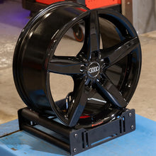 Laden Sie das Bild in den Galerie-Viewer, 4x Alufelge 18 Zoll 8.0" 5x112 47ET Glanz Schwarz 8K0601025CD Audi Rim Wheel FEL9560992573ea