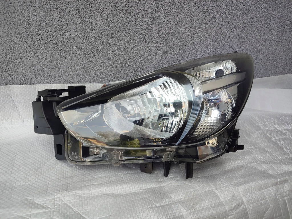 Frontscheinwerfer Mazda III DB5J-51040 Links Scheinwerfer Headlight