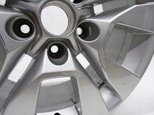 Load image into Gallery viewer, 1x Alufelge 17 Zoll 7.0" 5x112 45ET Glanz Silber 5L0601025L Skoda Yeti Rim Wheel FEL3601704708yl