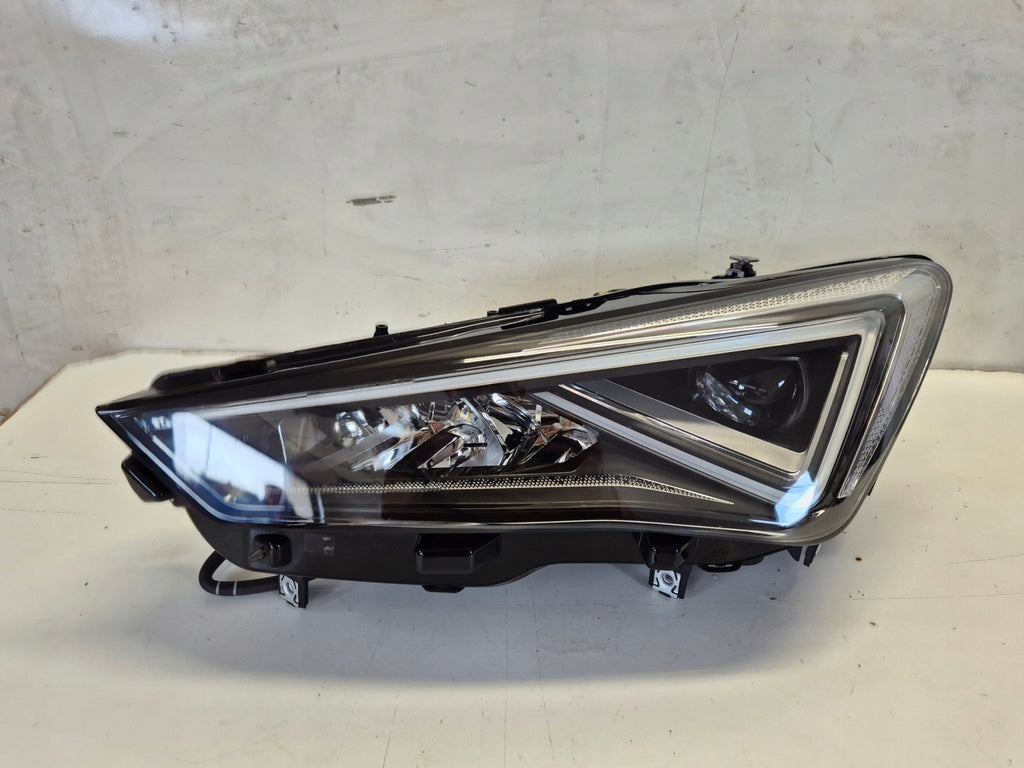 Frontscheinwerfer Seat Tarraco Links Scheinwerfer Headlight SCH9985631737zi