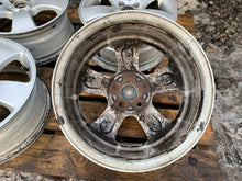 Load image into Gallery viewer, 4x Alufelge 16 Zoll 7.0&quot; 5x112 45ET Glanz Silber Audi C6 A4 Rim Wheel