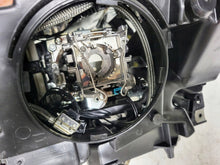 Laden Sie das Bild in den Galerie-Viewer, Frontscheinwerfer Mercedes-Benz W204 A2048209061 Xenon Rechts Headlight SCH4013454735bh