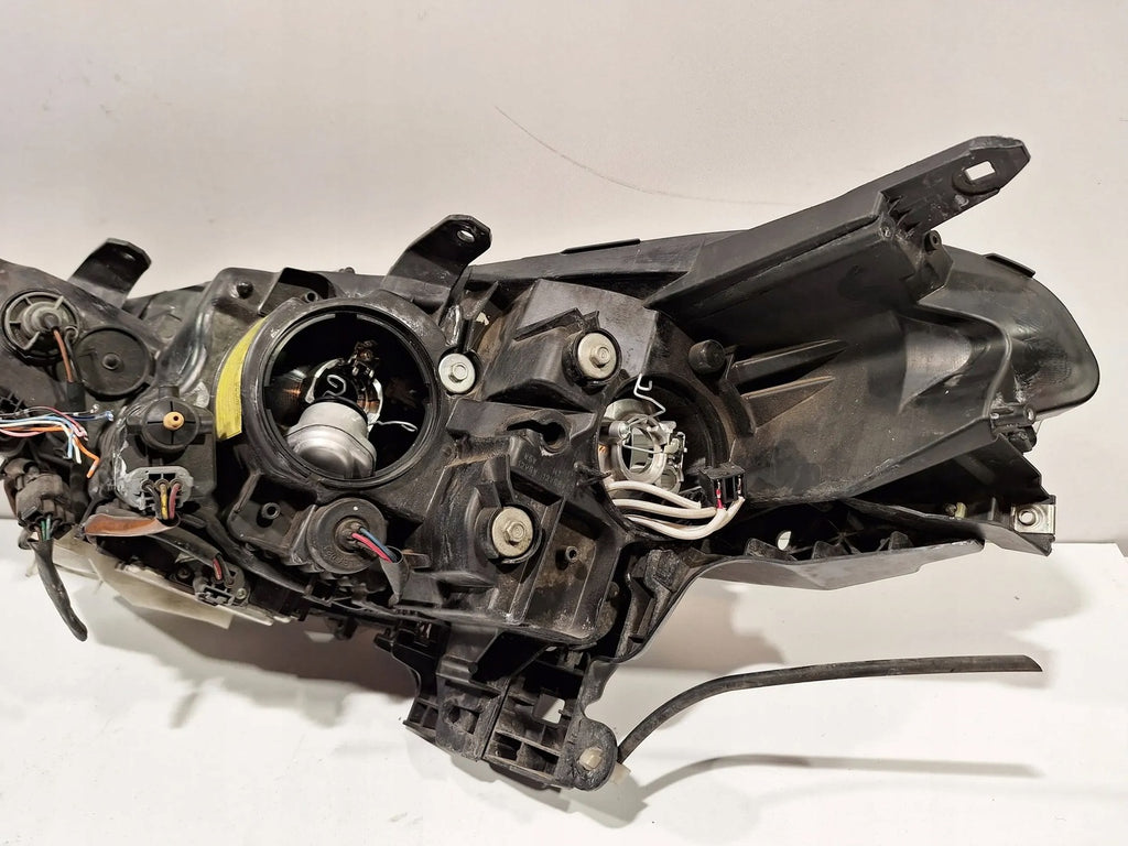 Frontscheinwerfer Citroën C-Crosser AVN9565 Xenon Rechts Scheinwerfer Headlight