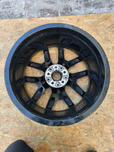 Load image into Gallery viewer, 1x Alufelge 19 Zoll 8.5" 5x112 35ET 8747304 BMW Rim Wheel FEL1521521093uu