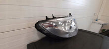 Laden Sie das Bild in den Galerie-Viewer, Frontscheinwerfer Mercedes-Benz Sprinter RKC12090 Vorderseite Headlight