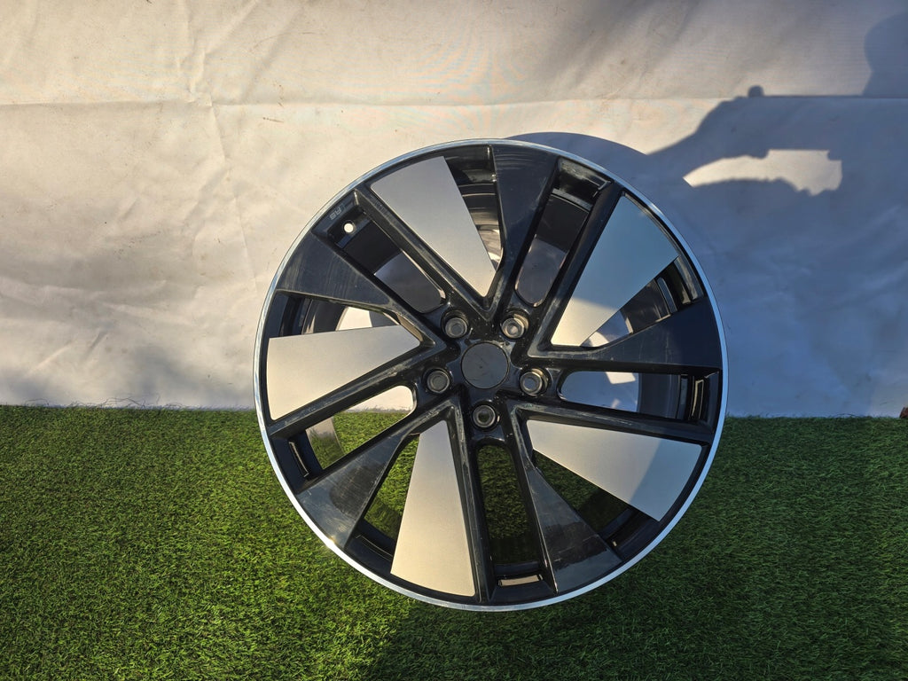 1x Alufelge 21 Zoll 11.5" 5x130 66ET 4J3601025AB Audi E-Tron Rim Wheel FEL1186800925ma