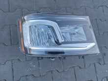 Laden Sie das Bild in den Galerie-Viewer, Frontscheinwerfer 2338277 Rechts Scheinwerfer Headlight SCH1912440839nm