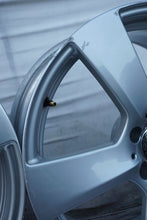 Load image into Gallery viewer, 4x Alufelge 18 Zoll 8.5" 5x112 48ET Glanz Silber A2124011302 Mercedes-Benz FEL2621481142kk