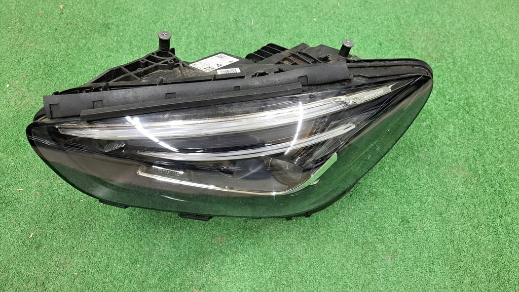 Frontscheinwerfer Mercedes-Benz W247 A2479060505 Links Scheinwerfer Headlight