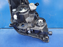 Laden Sie das Bild in den Galerie-Viewer, Frontscheinwerfer Toyota Verso 81150-0F100-00 81150-0F100 Xenon Links Headlight SCH6976454209pk