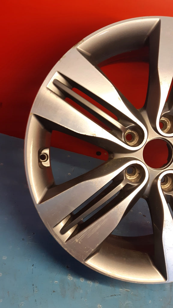 1x Alufelge 18 Zoll 6.5" 5x112 51ET 52910-2Y700 Hyundai Rim Wheel