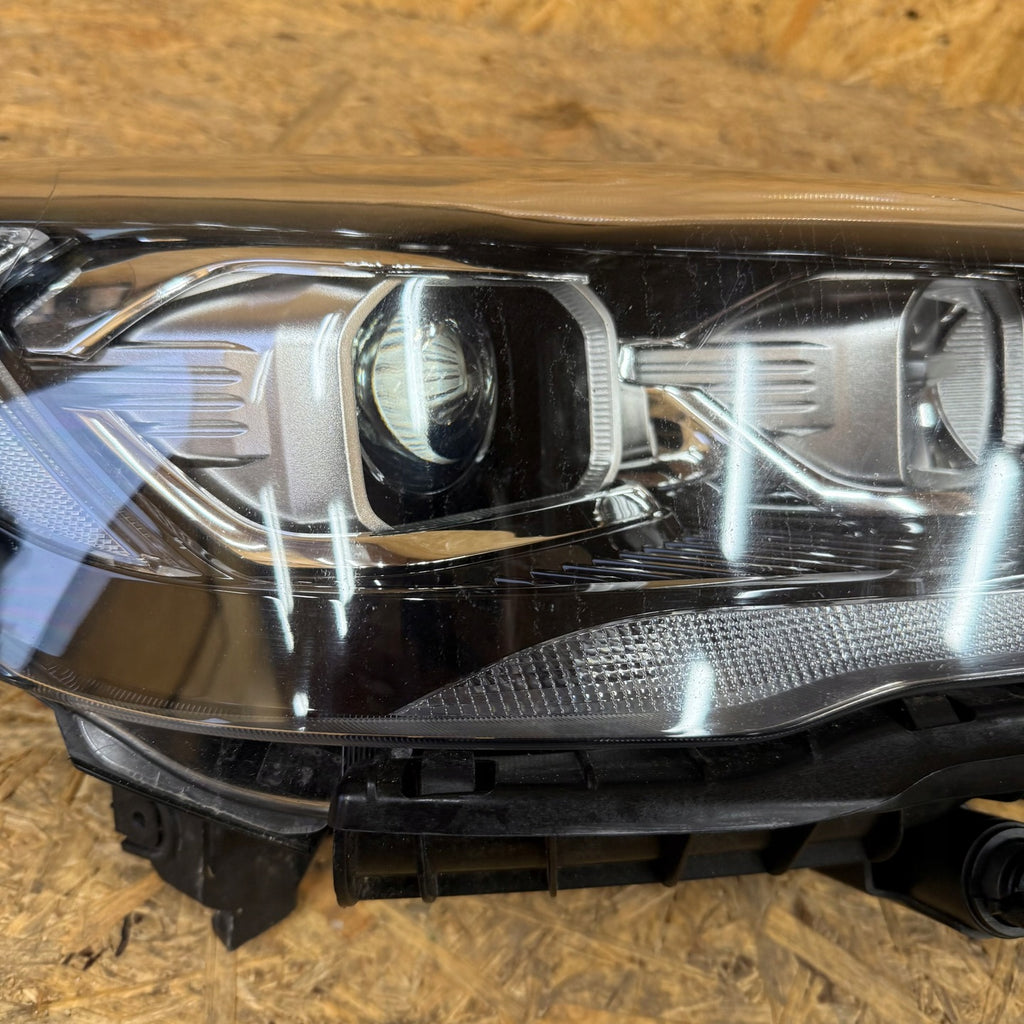 Frontscheinwerfer Ford Kuga I GV41-13D154-EH Rechts Scheinwerfer Headlight SCH6659506003zr