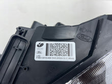 Laden Sie das Bild in den Galerie-Viewer, Frontscheinwerfer Ford Focus F1EB-13D155-A Xenon Ein Stück (Rechts oder Links) SCH8491231666ut