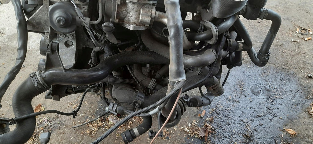 Motor Audi A4 B8 CAG 2.0 TDI 2004 Diesel Engine Komplett